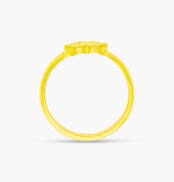 The Pivotal Ring